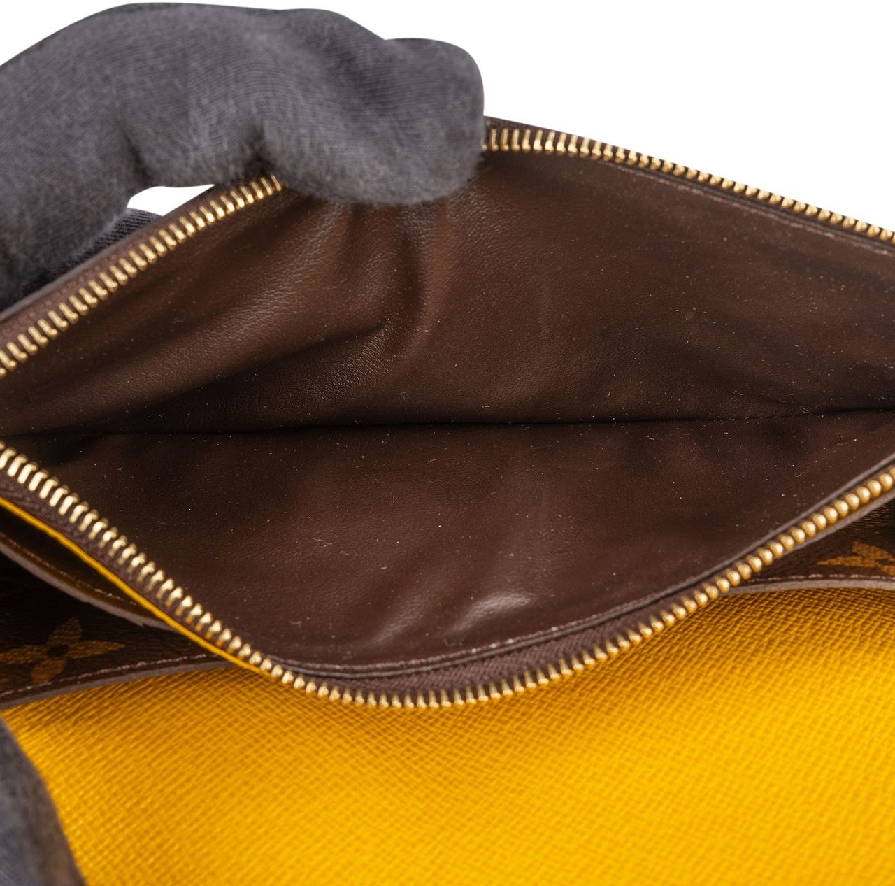 Louis Vuitton Louis Vuitton Monogram Canvas Emilie Wallet Bruin