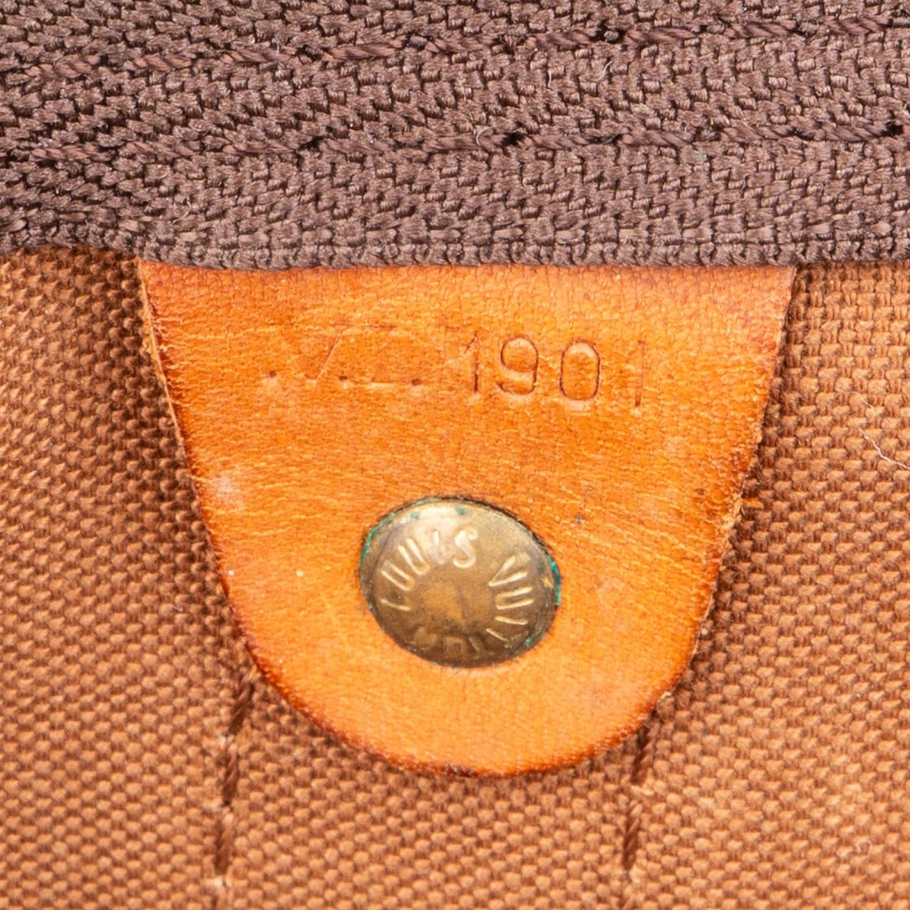 Louis Vuitton Louis Vuitton Monogram Canvas Keepall 50 Bandoulière Travel Bag Bruin