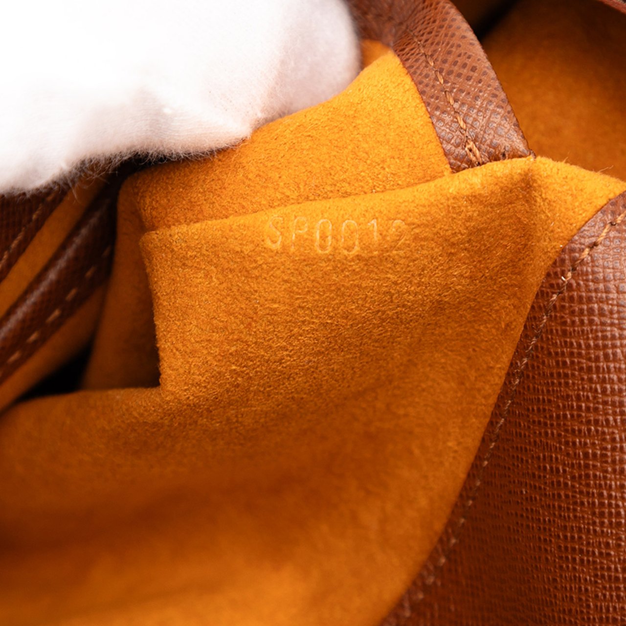 Louis Vuitton Monogram Musette Tango Short Strap Bruin