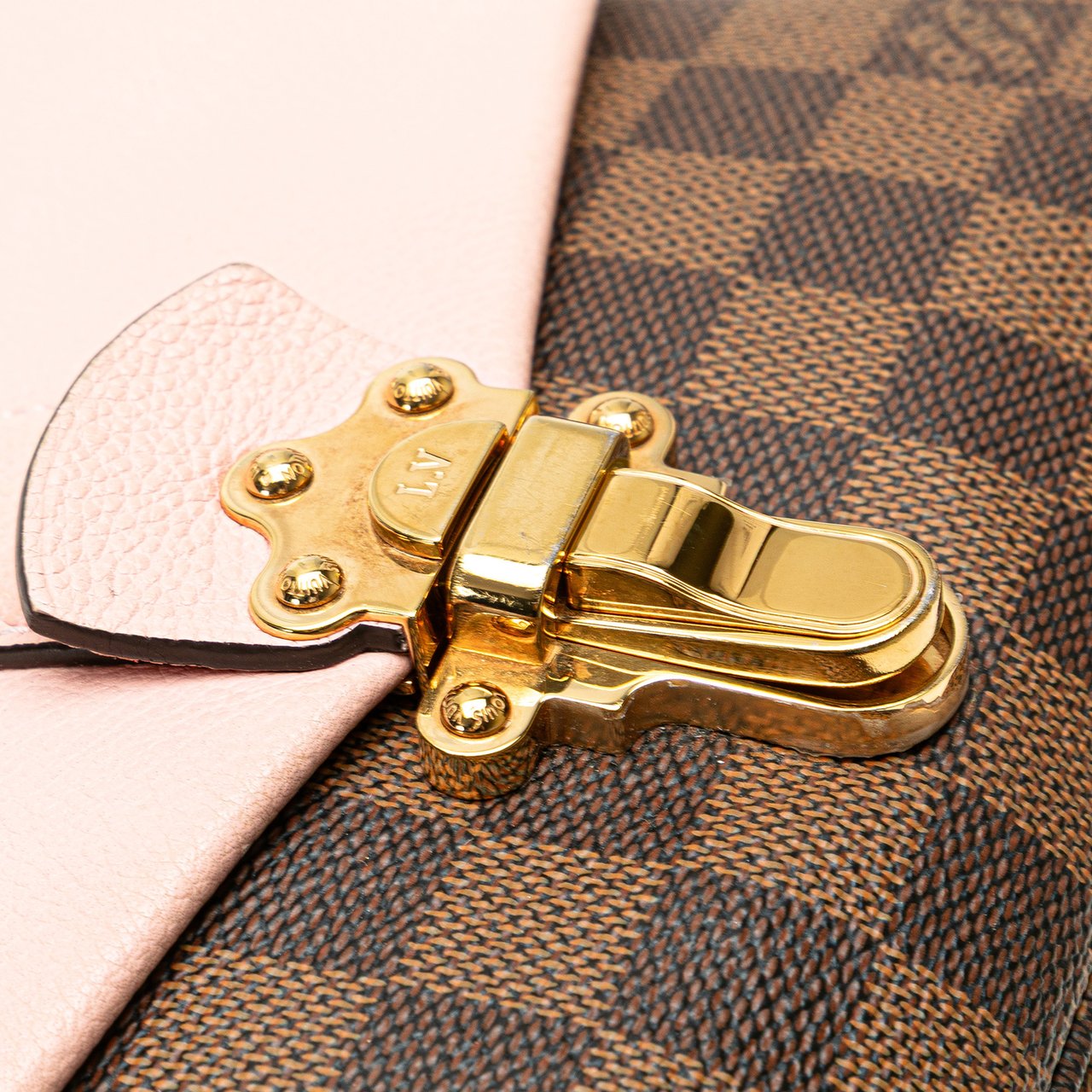 Louis Vuitton Damier Ebene Clapton PM Bruin