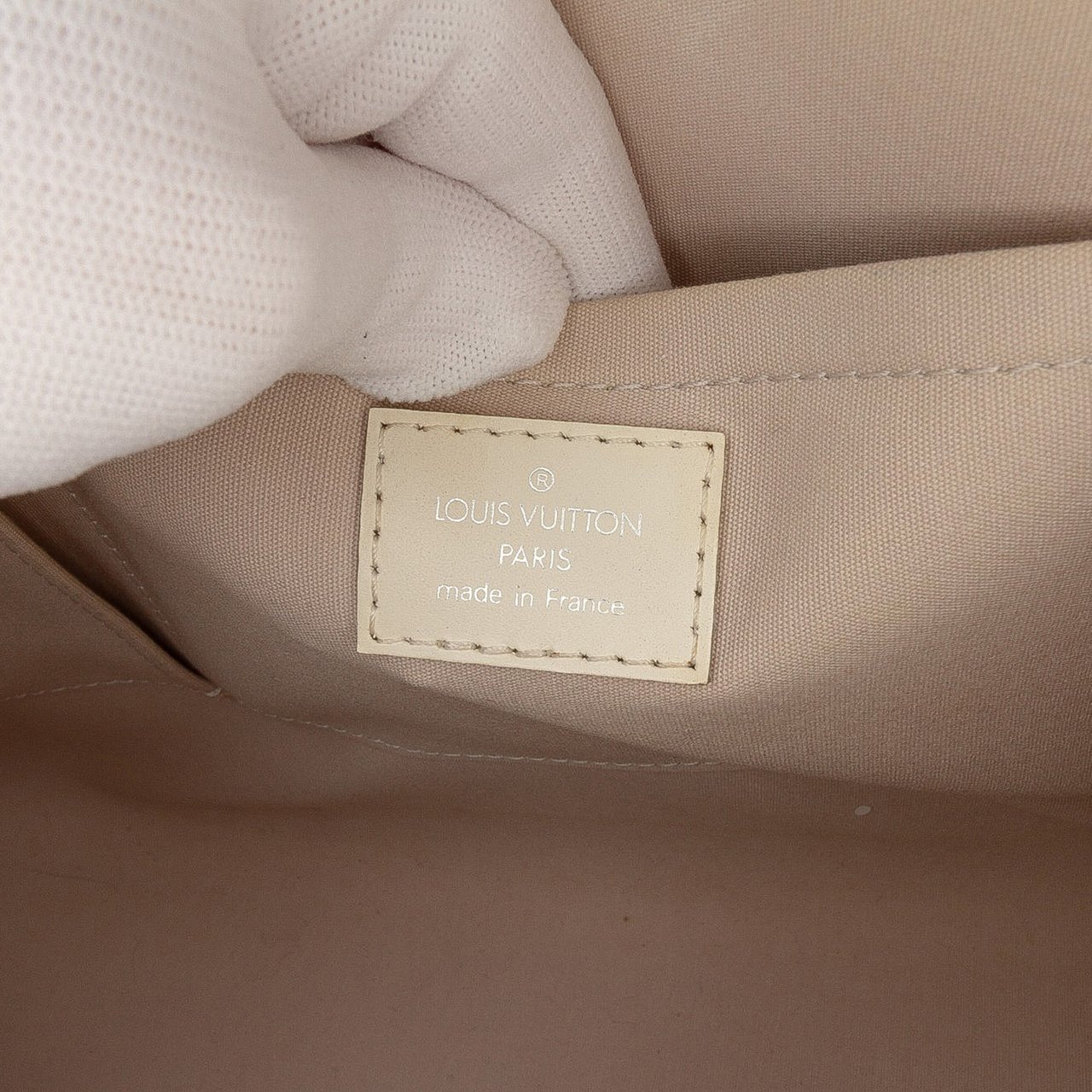 Louis Vuitton Epi Madeleine GM Wit