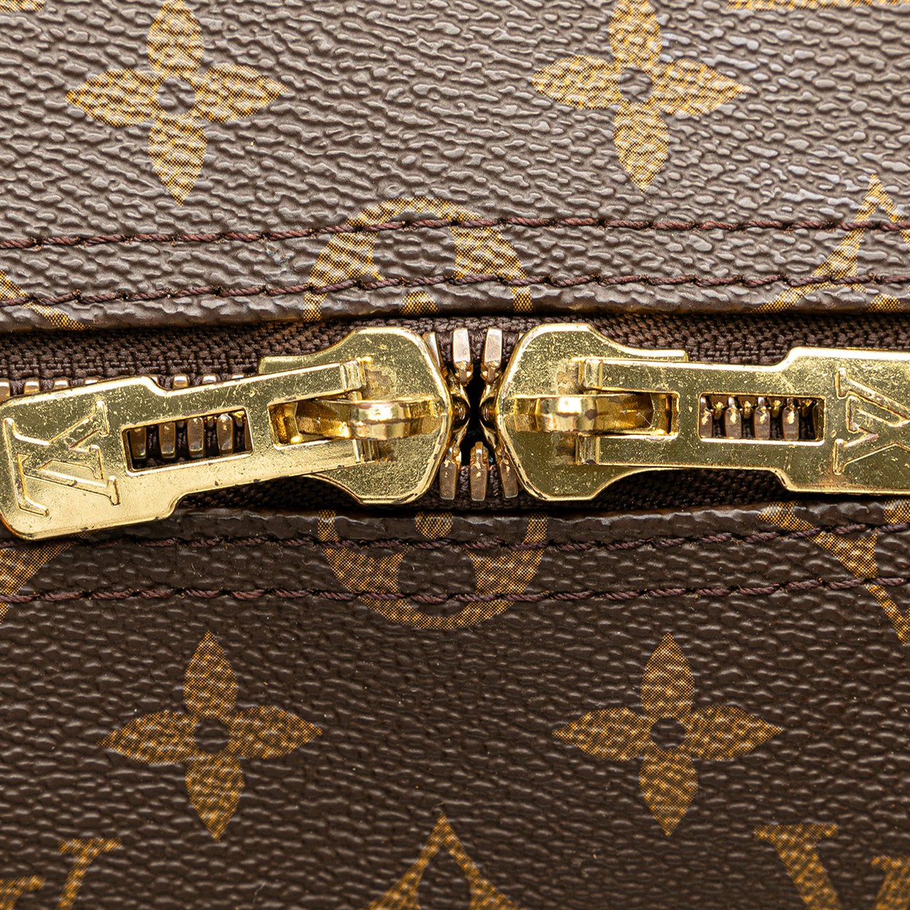 Louis Vuitton Monogram Keepall 50 Bruin