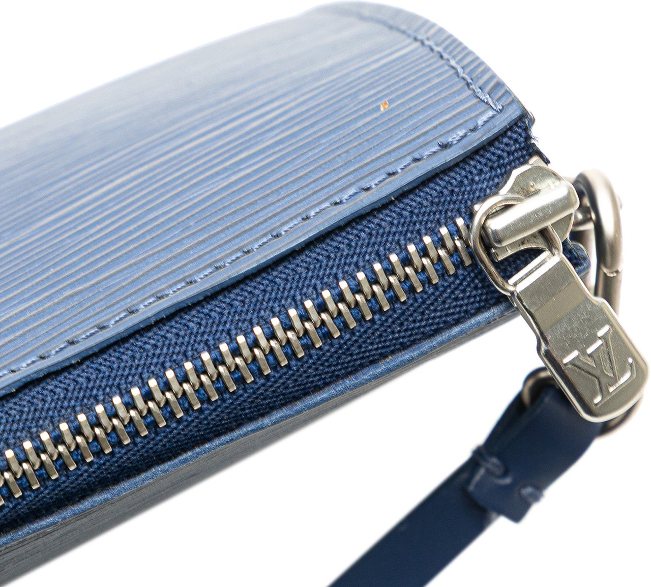 Louis Vuitton Epi Pochette Accessoires Blauw