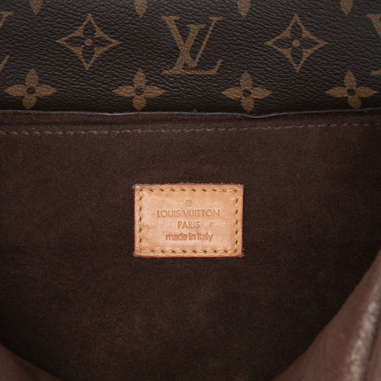 Louis Vuitton Monogram Pochette Metis Bruin