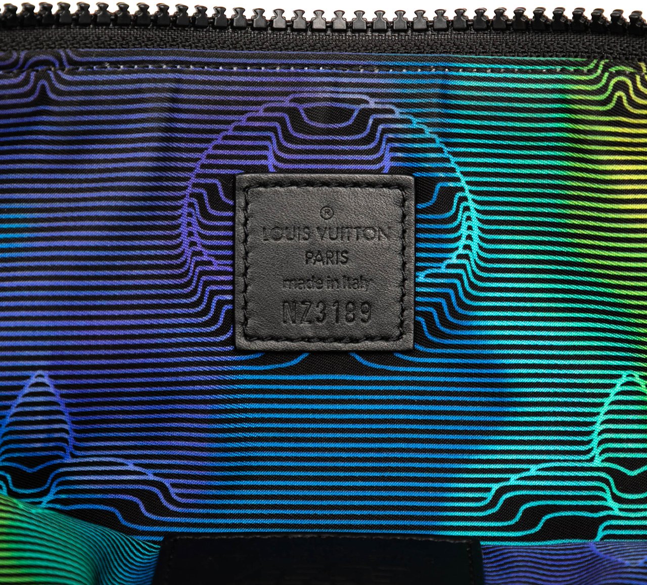 Louis Vuitton Monogram 3D 2054 Reversible Pouch Grijs