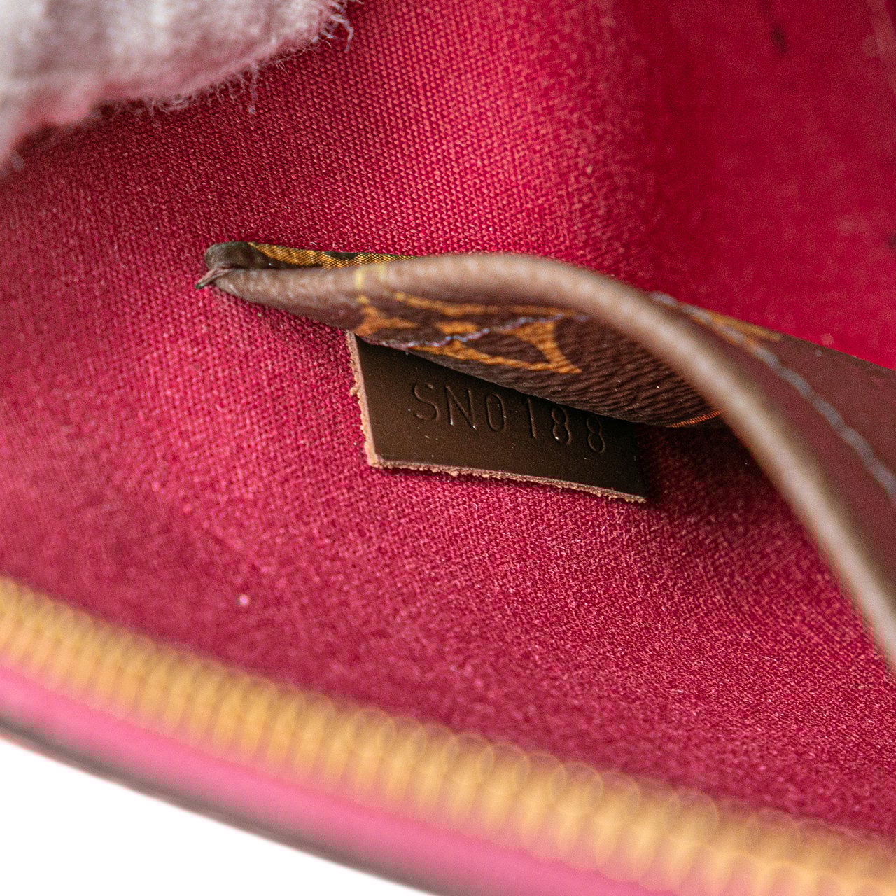 Louis Vuitton Vernis Miroir Alma BB Paars