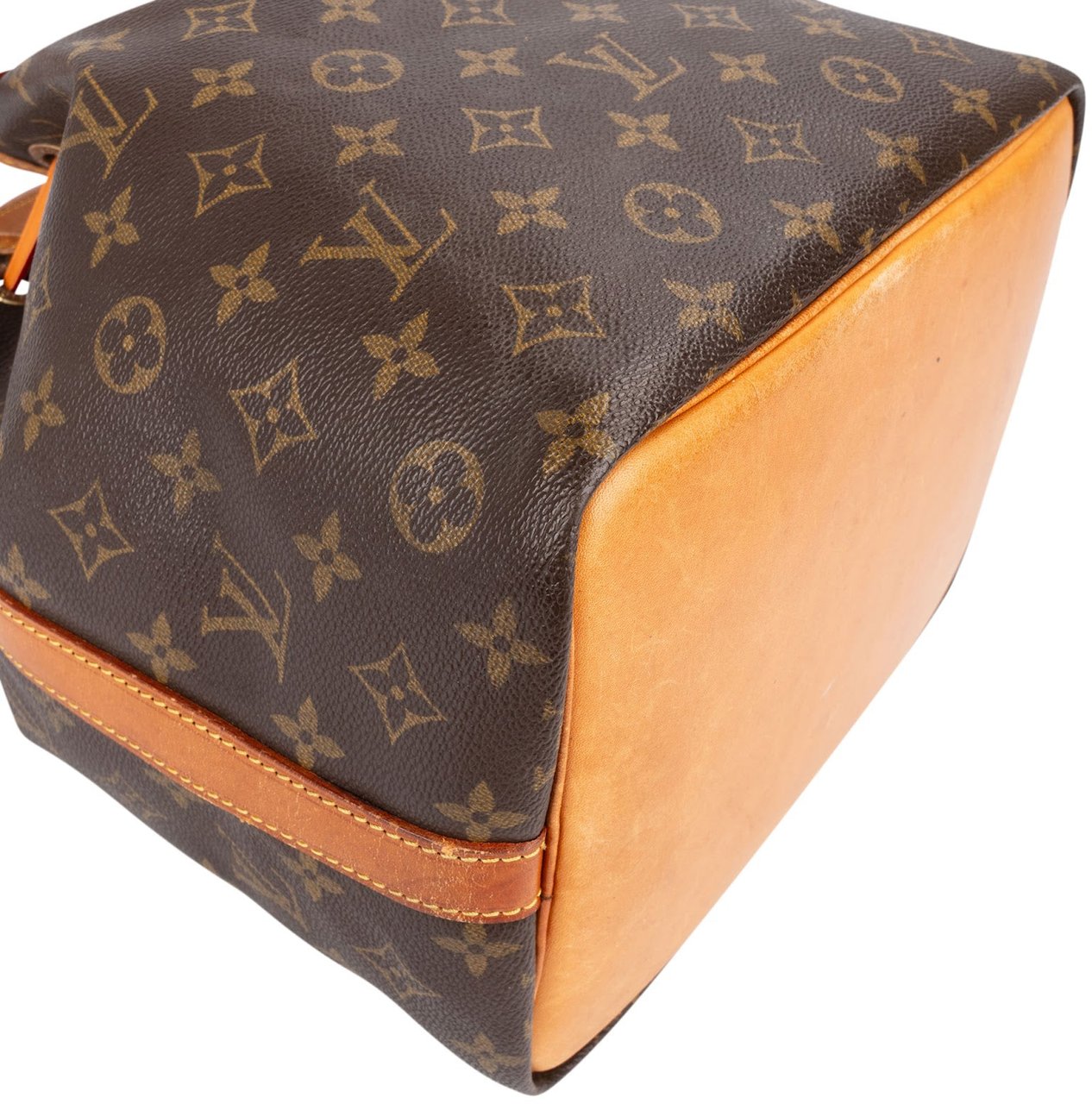 Louis Vuitton Louis Vuitton Monogram Canvas Sac Noé Petit Shoulder Bag Bruin