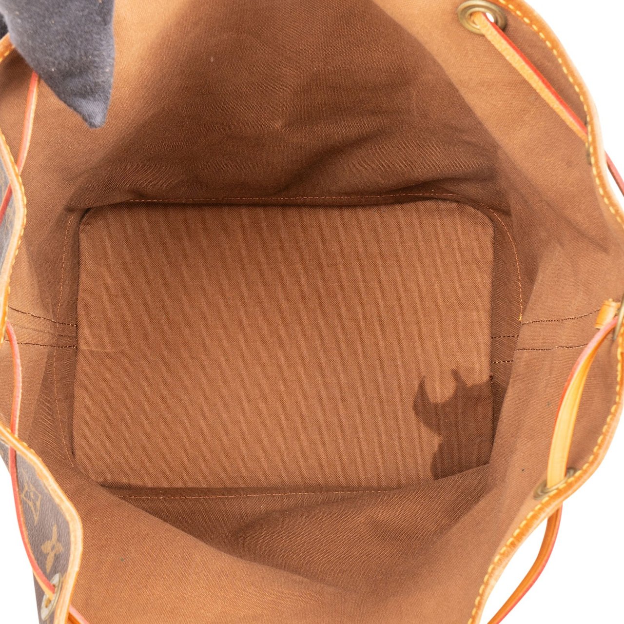 Louis Vuitton Louis Vuitton Monogram Canvas Sac Noé Grande Shoulder Bag Bruin