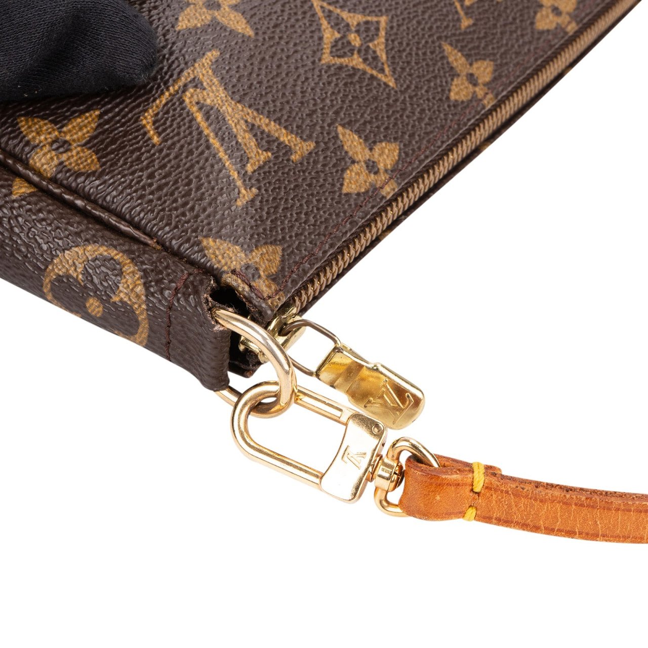 Louis Vuitton Louis Vuitton Monogram Canvas Pochette Accessoires Handbag Bruin