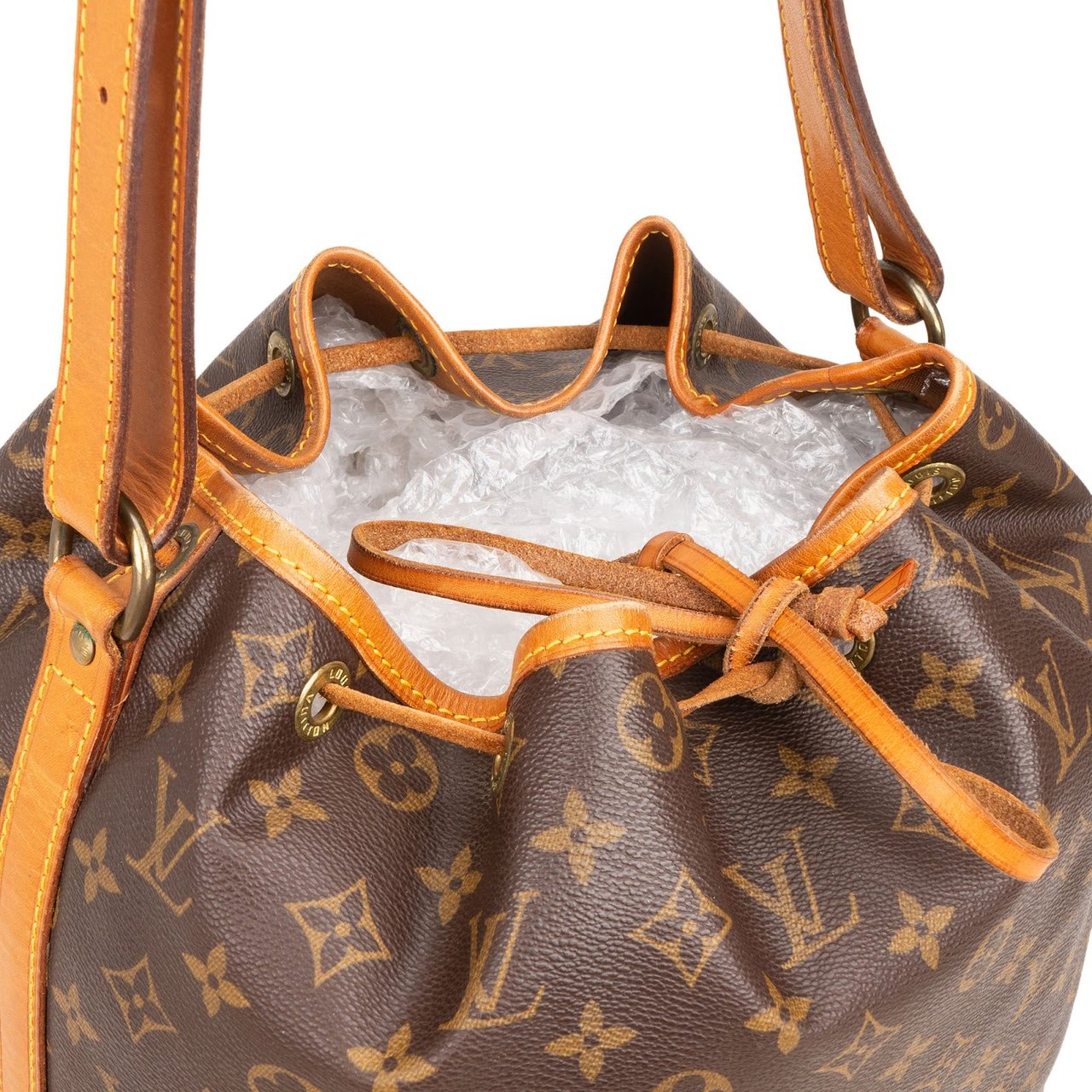 Louis Vuitton Louis Vuitton Monogram Canvas Sac Noé Grande Shoulder Bag Bruin