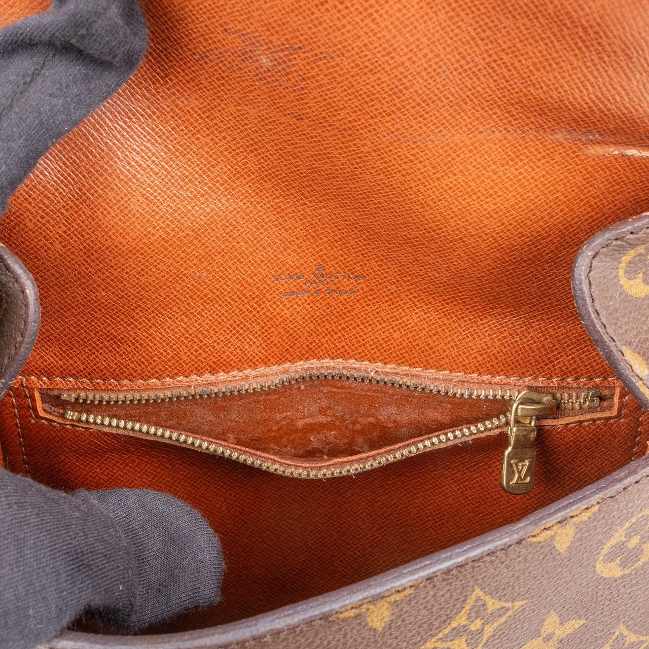 Louis Vuitton Louis Vuitton Monogram Canvas Saint Cloud MM Crossbody Bag Bruin