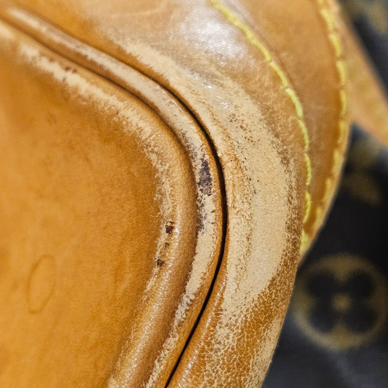 Louis Vuitton Louis Vuitton Monogram Canvas Sac Noé Grande Shoulder Bag Bruin