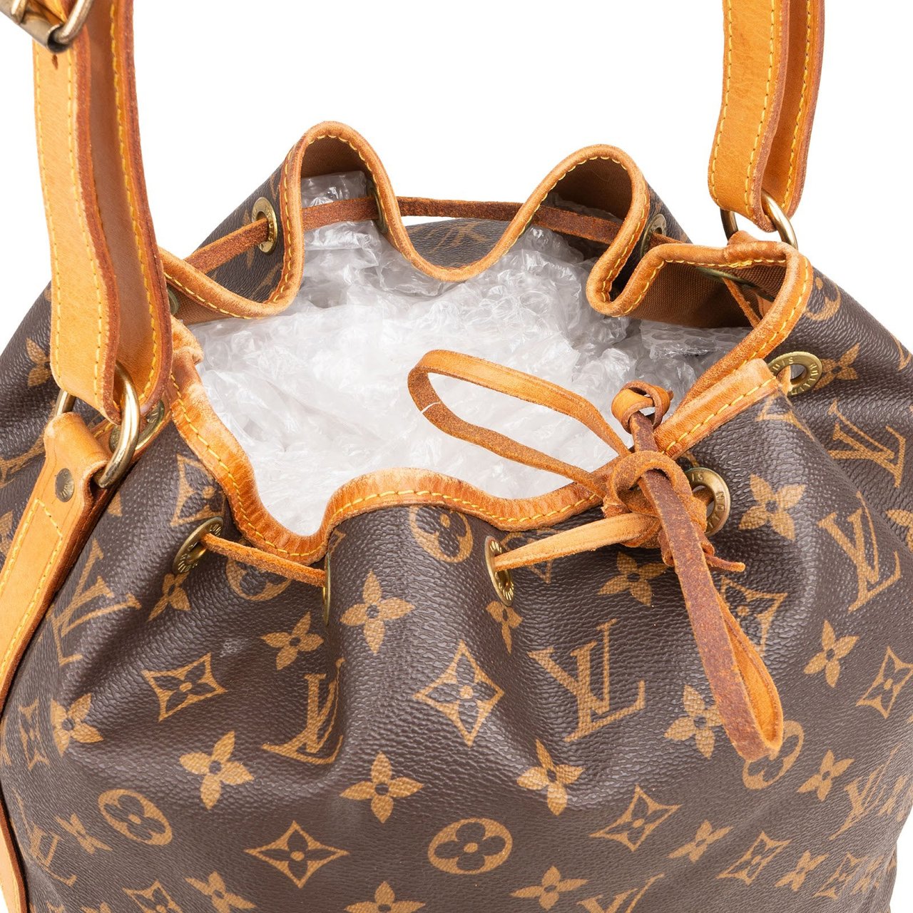 Louis Vuitton Louis Vuitton Monogram Canvas Sac Noé Grande Shoulder Bag Bruin