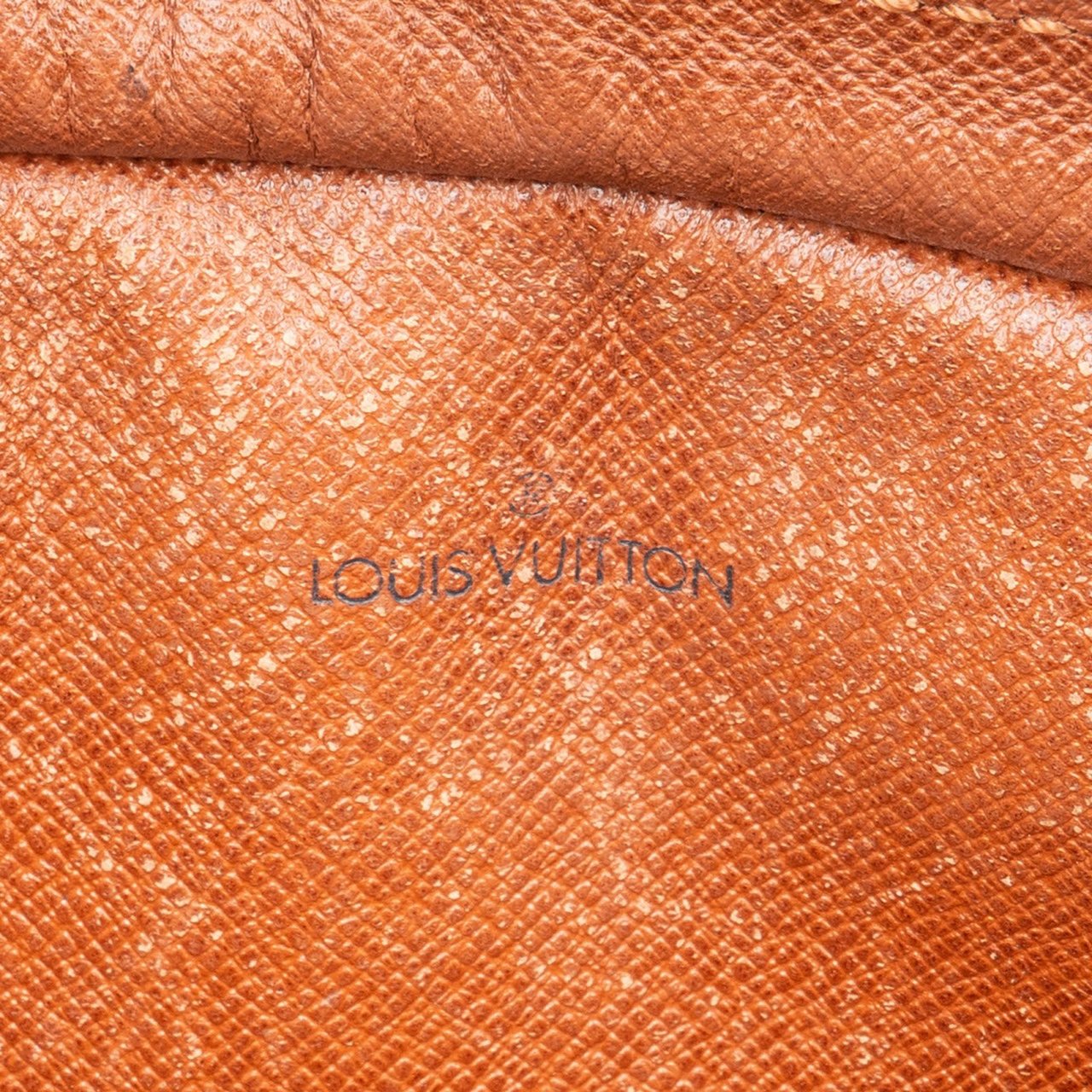 Louis Vuitton Louis Vuitton Canvas Monogram Saint Germain GM Crossbody Bag Bruin