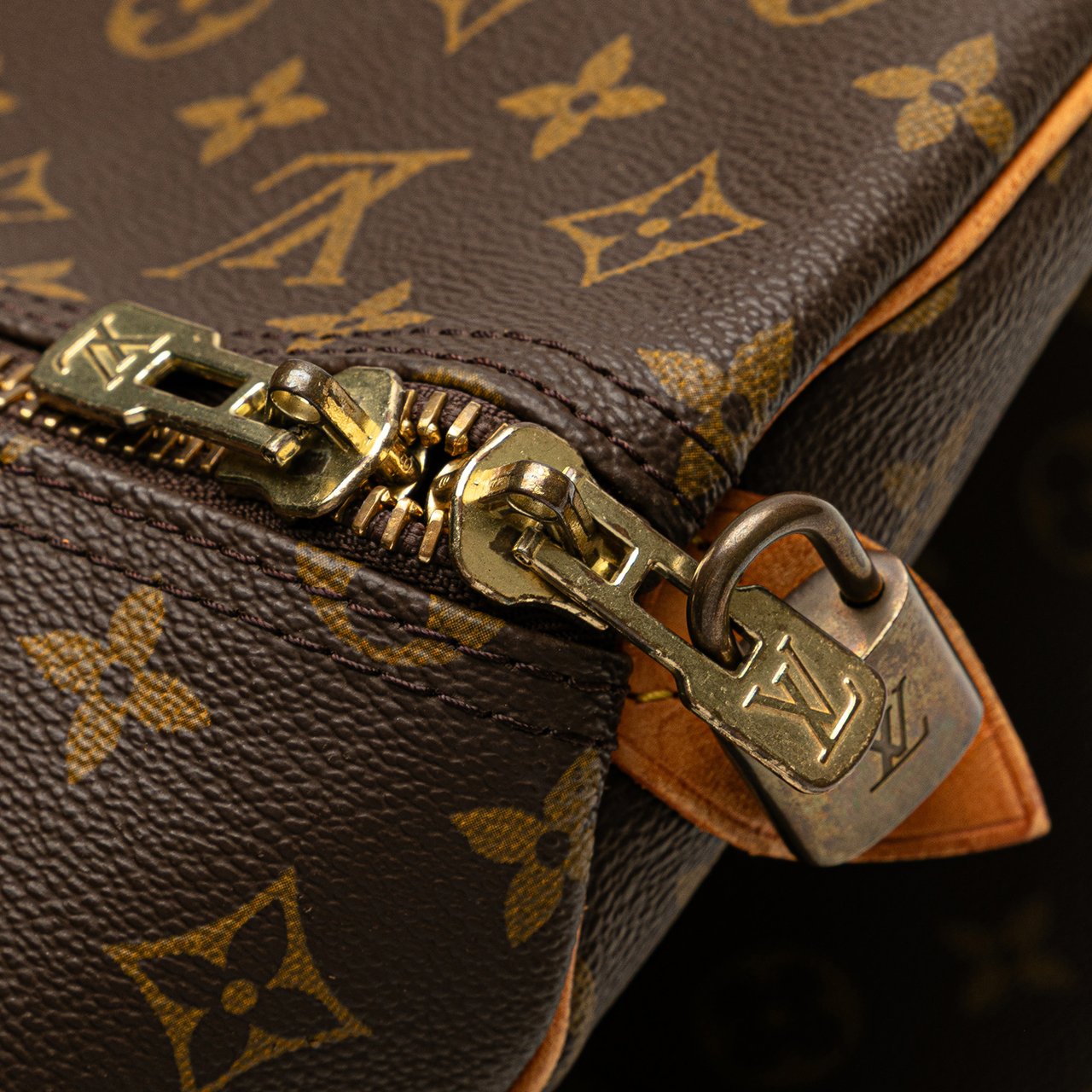 Louis Vuitton Monogram Keepall 60 Bruin