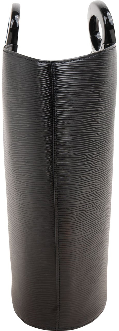 Louis Vuitton Louis Vuitton Noir Epi Leather Noctambule Handbag Zwart
