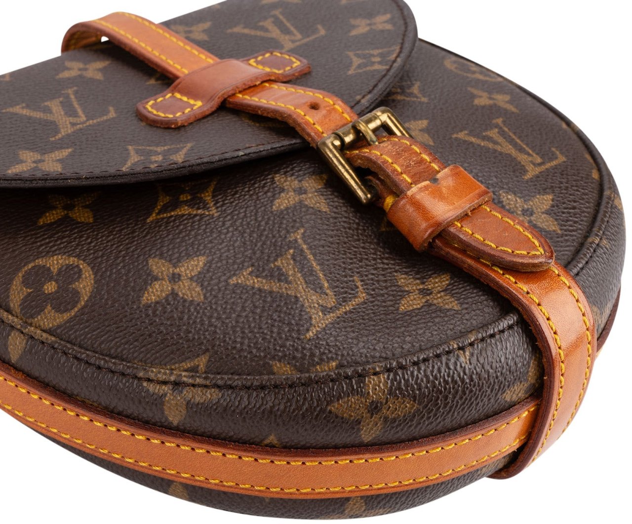 Louis Vuitton Louis Vuitton Monogram Canvas Chantilly PM Crossbody Bag Bruin