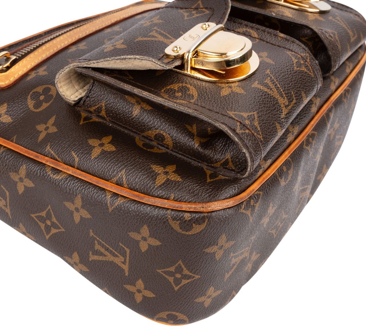 Louis Vuitton Louis Vuitton Monogram Canvas Hudson GM Crossbody Bag Bruin
