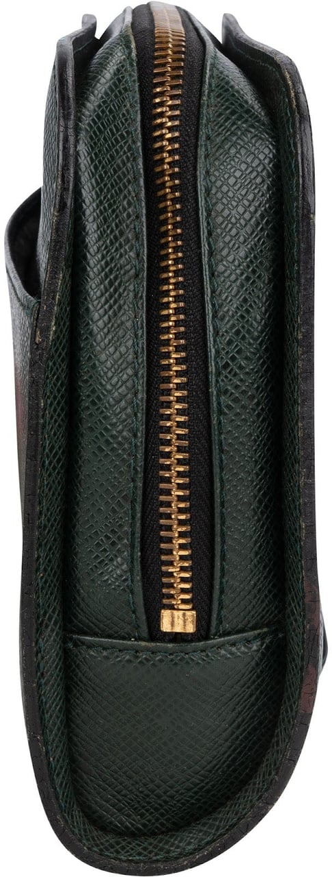 Louis Vuitton Green Taiga Leather Baikal Clutch Bag Groen