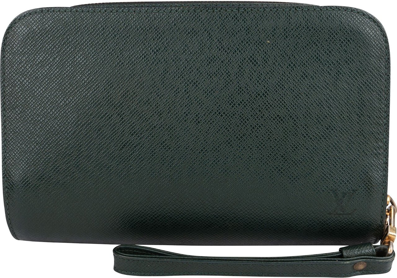 Louis Vuitton Green Taiga Leather Baikal Clutch Bag Groen