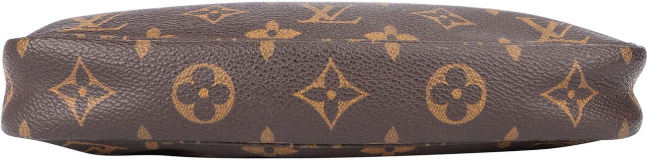 Louis Vuitton Louis Vuitton Canvas Monogram Pochette Accessoire Handbag Divers