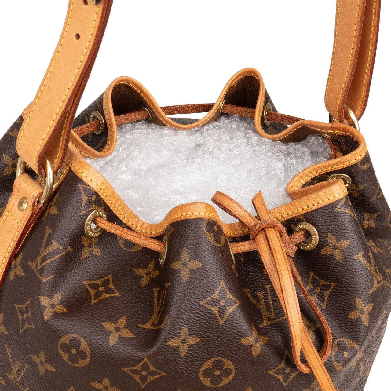 Louis Vuitton Monogram Canvas Sac Noé Grande Shoulder Bag Bruin