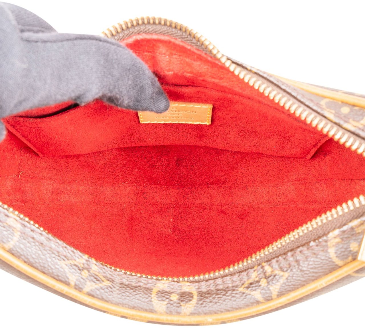 Louis Vuitton Monogram Canvas Croissant PM Shoulder Bag Bruin