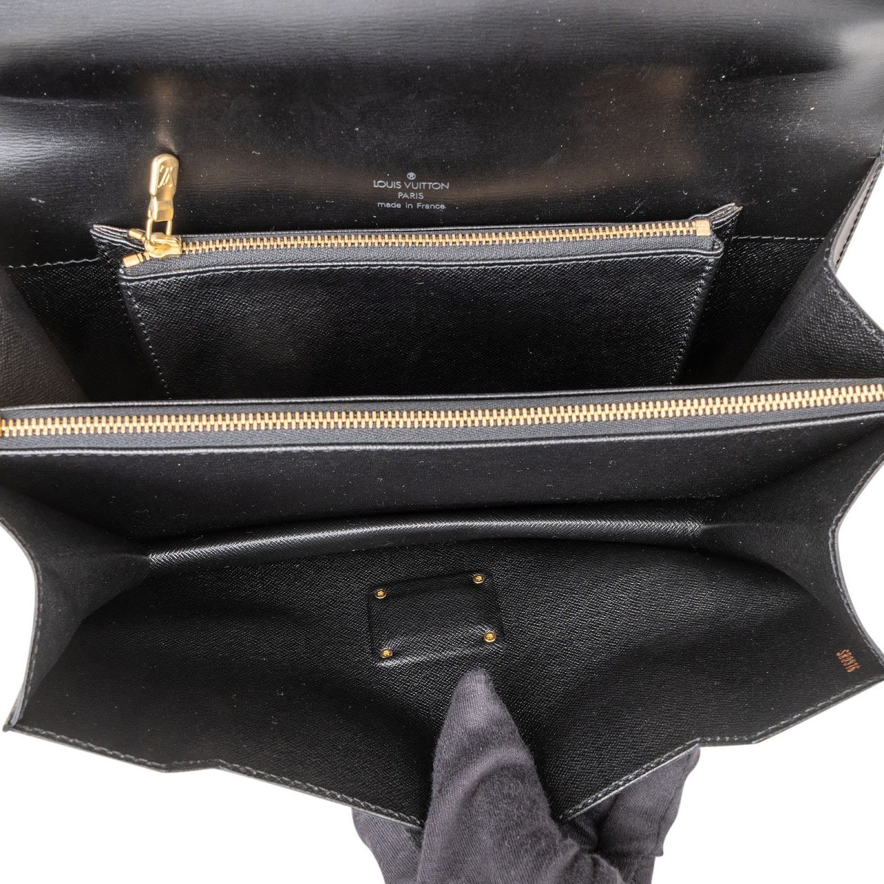 Louis Vuitton Noir Epi Leather Concorde Handbag Zwart