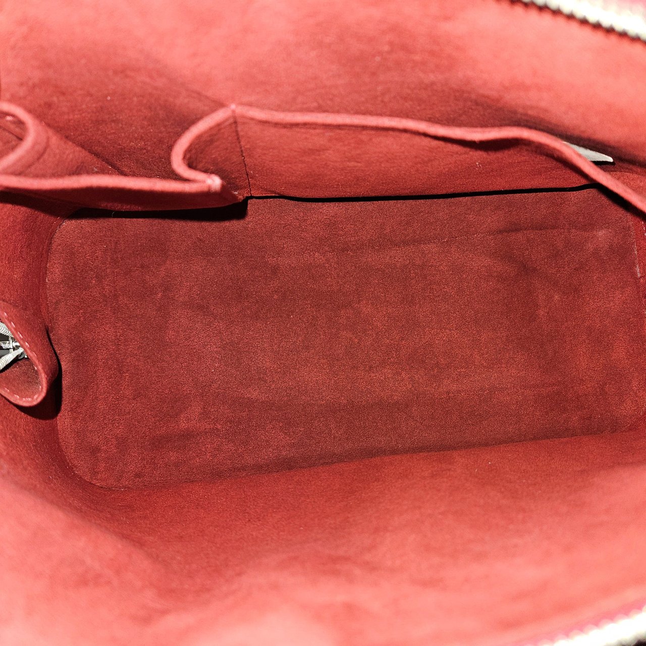 Louis Vuitton Red Epi Leather Alma PM Handbag Rood