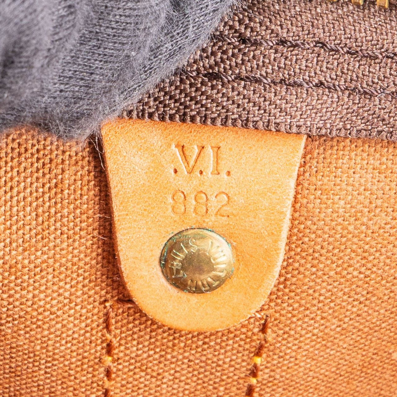 Louis Vuitton Monogram Canvas Keepall 60 Bandoulière Travel Bag Bruin