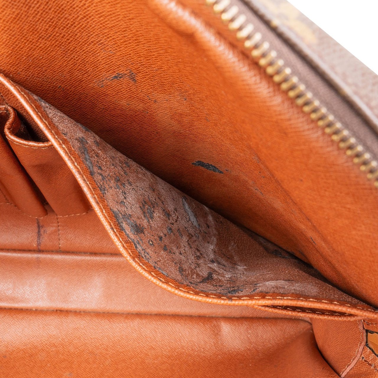 Louis Vuitton Monogram Canvas Porte-Documents Voyage Handbag Bruin