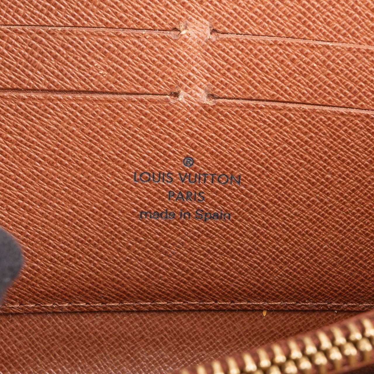 Louis Vuitton Monogram Canvas Zippy Wallet Bruin