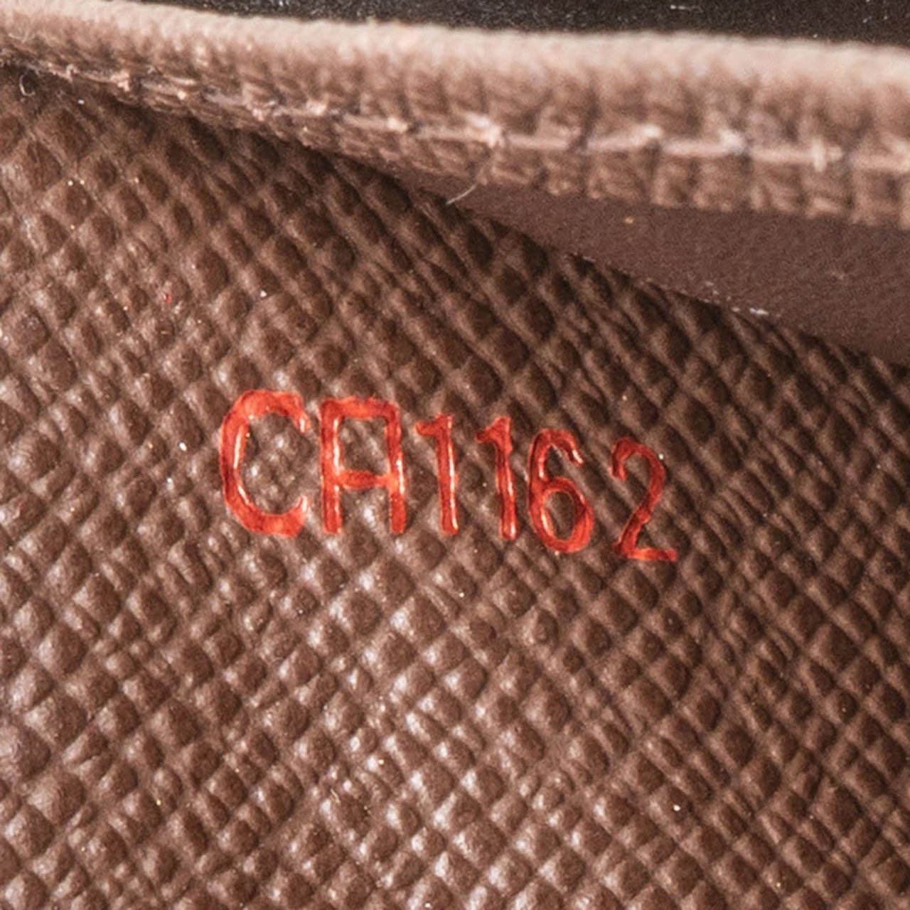 Louis Vuitton Monogram Damier Ebene Sarah Wallet Bruin