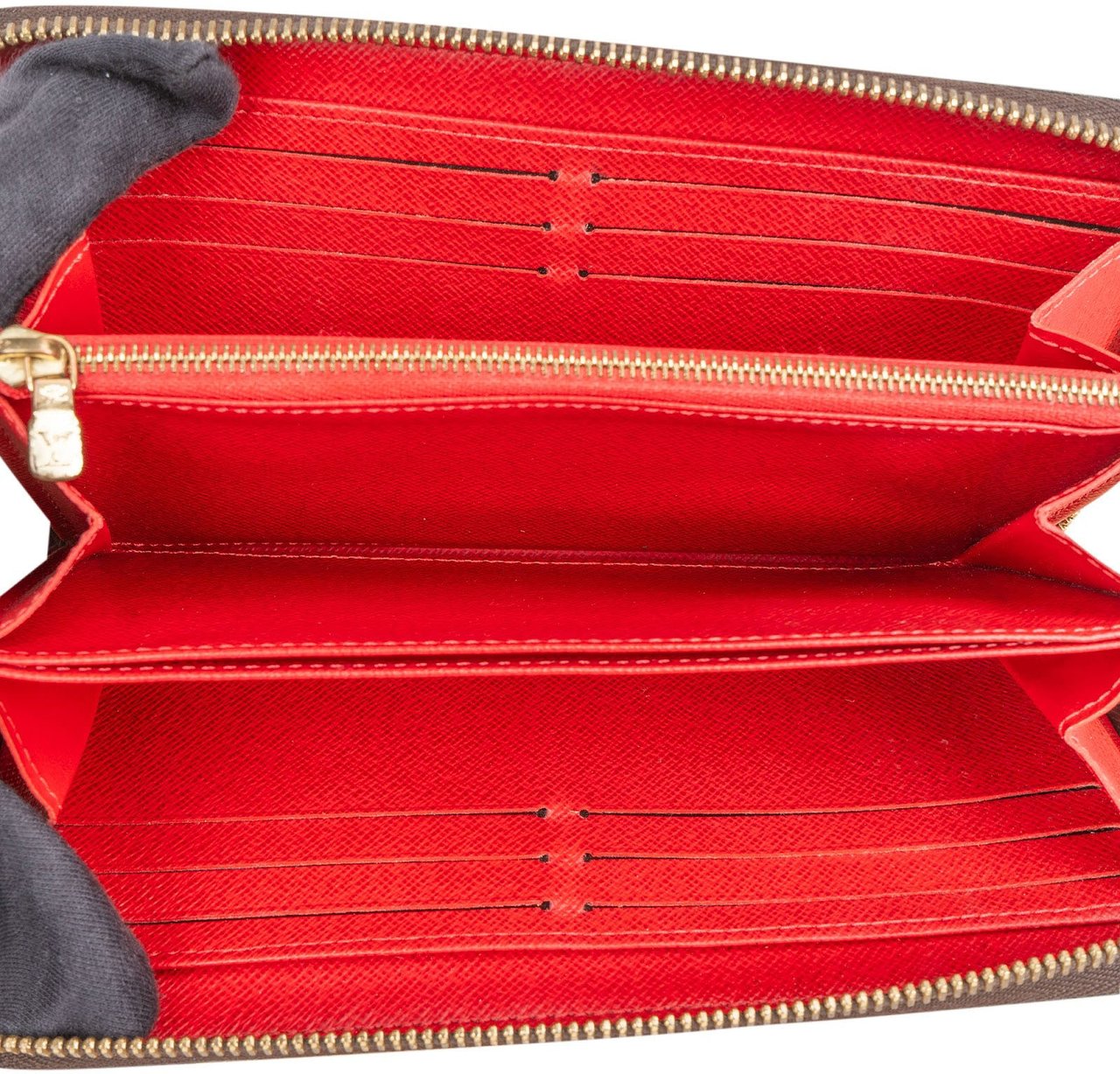 Louis Vuitton Monogram Canvas Illustre World Tour Race Zippy Wallet Bruin