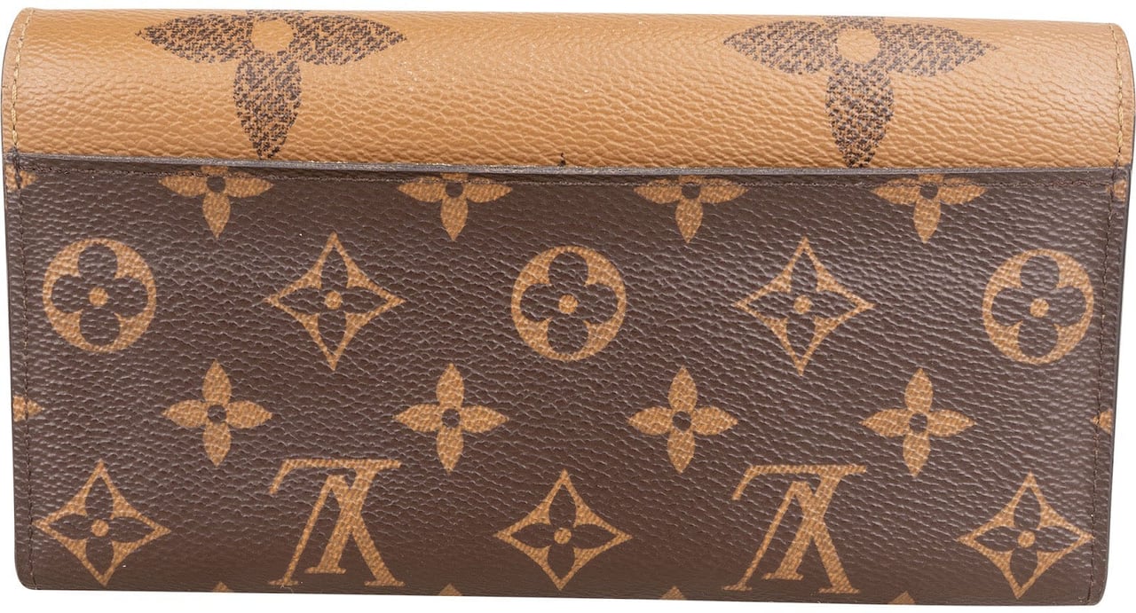 Louis Vuitton Monogram Giant Reverse Canvas Sarah Wallet Bruin