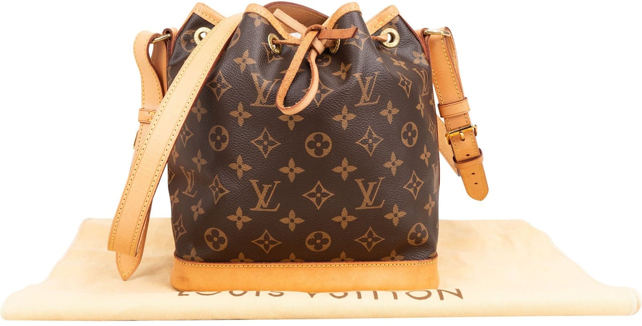 Louis Vuitton Monogram Canvas Sac Noé BB Crossbody Bag Bruin
