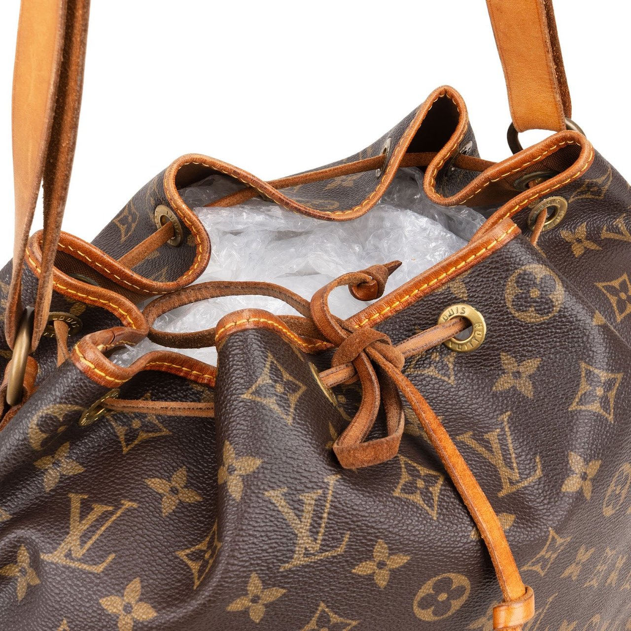 Louis Vuitton Monogram Canvas Sac Noé Grande Shoulder Bag Bruin