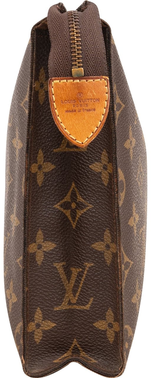 Louis Vuitton Monogram Canvas Poche Toilette 26 Clutch Bruin