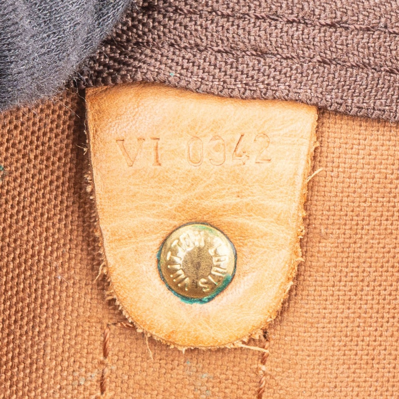Louis Vuitton Monogram Canvas Keepall 55 Bandoulière Travel Bag Bruin