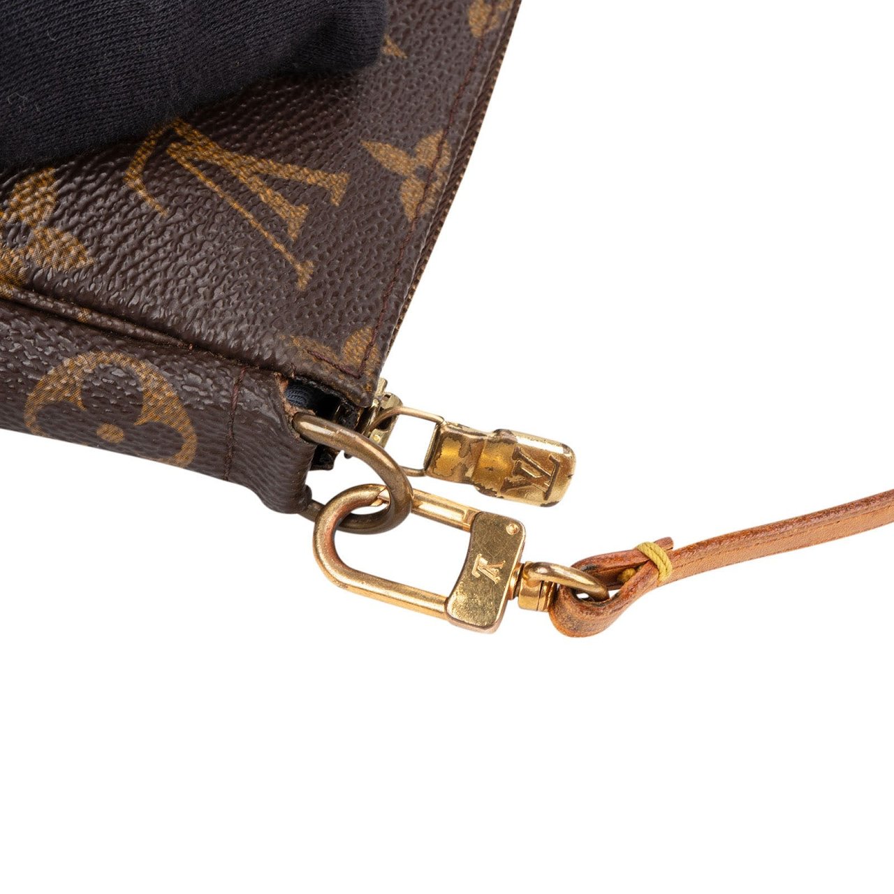 Louis Vuitton Monogram Canvas Pochette Accessoires Handbag Bruin