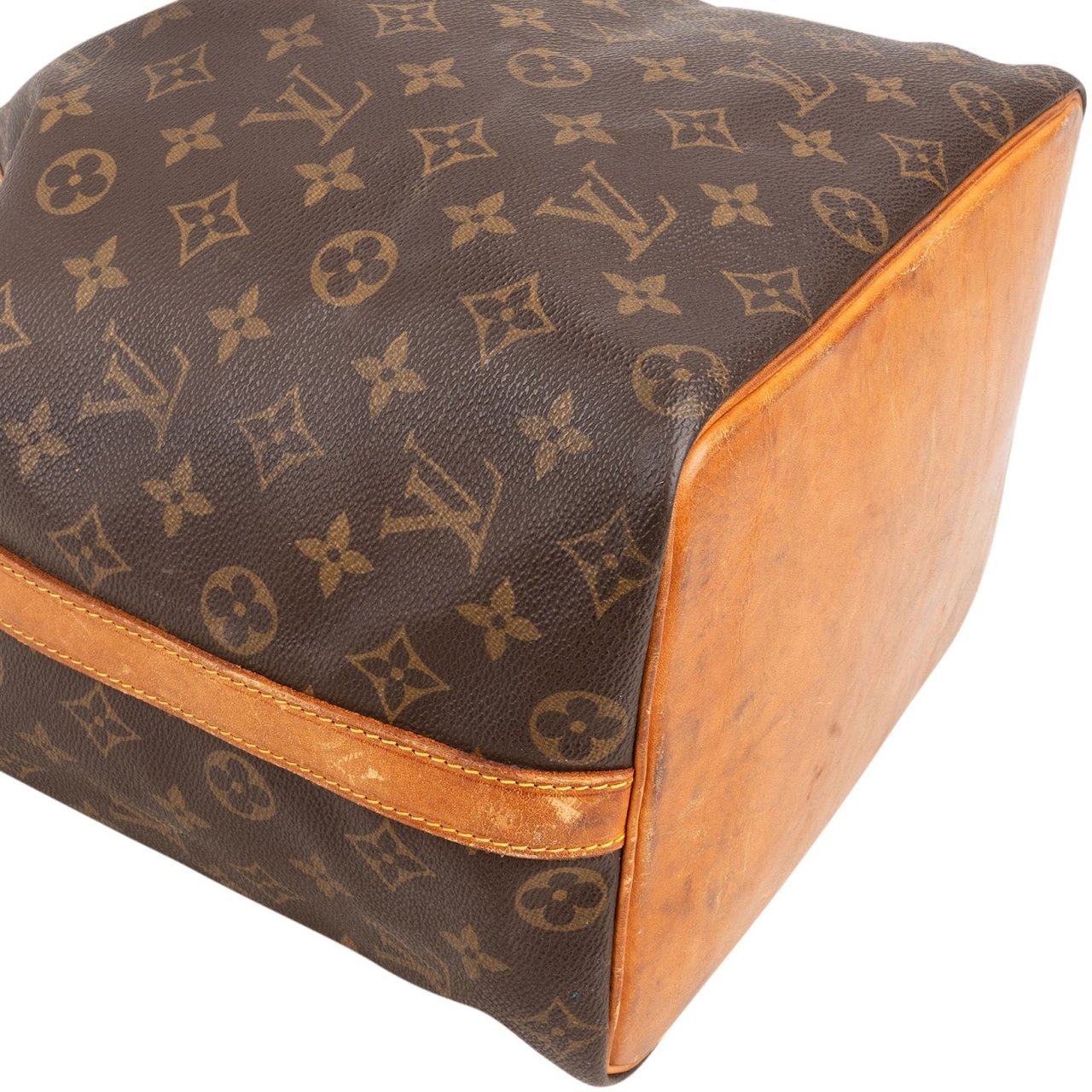 Louis Vuitton Monogram Canvas Sac Noé Petit Shoulder Bag Bruin