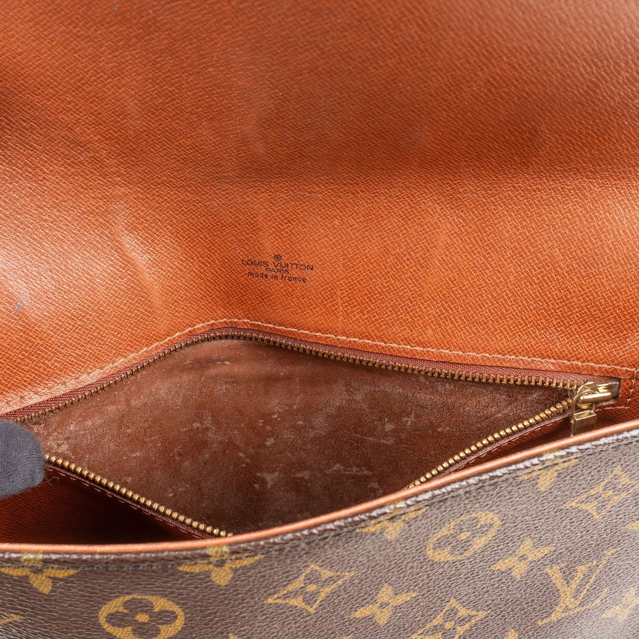 Louis Vuitton Monogram Canvas Chantilly GM Crossbody Bag Bruin