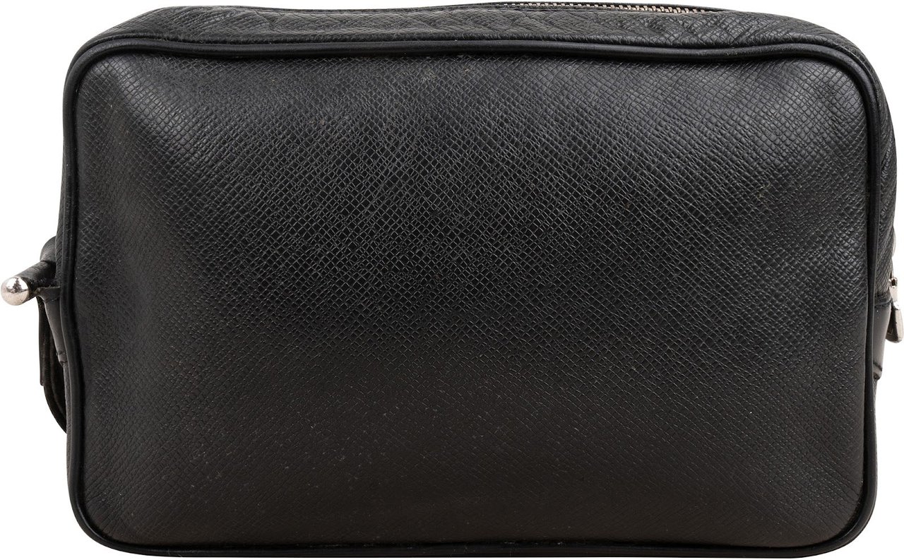 Louis Vuitton Noir Taiga Leather Kasai Clutch Zwart