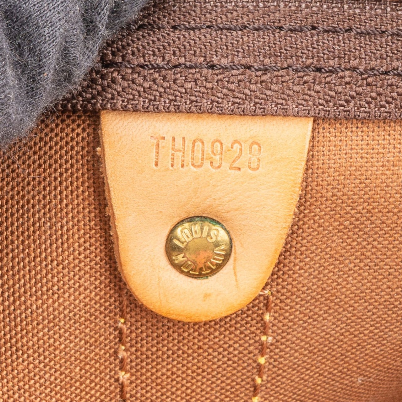 Louis Vuitton Monogram Canvas Keepall 60 Bandoulière Travel Bag Bruin