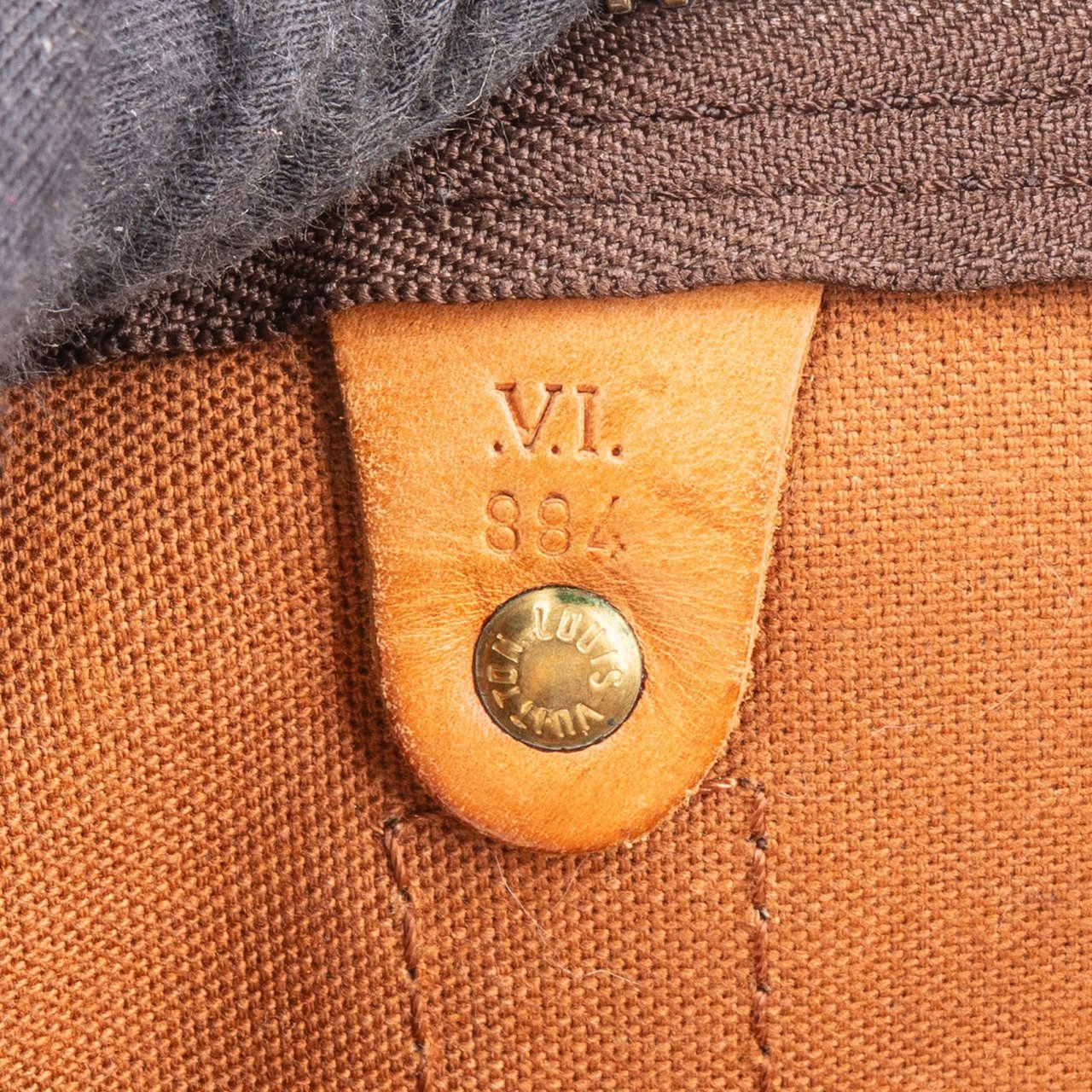 Louis Vuitton Monogram Canvas Keepall 60 Bandoulière Travel Bag Bruin