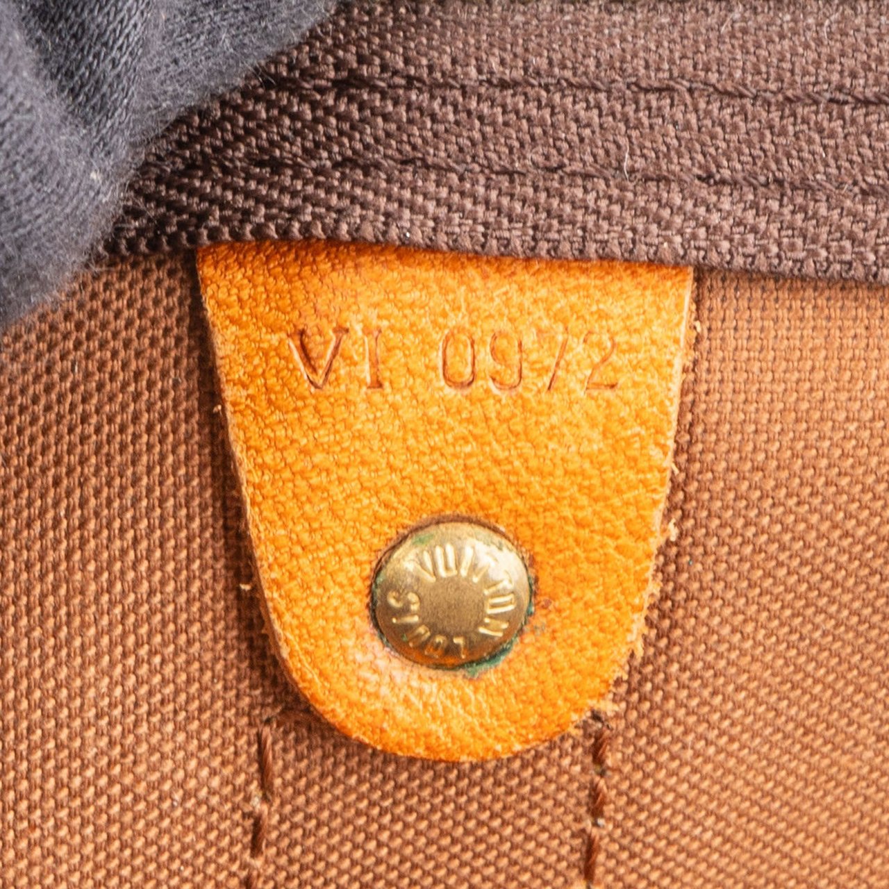 Louis Vuitton Monogram Canvas Keepall 50 Bandoulière Travel Bag Bruin