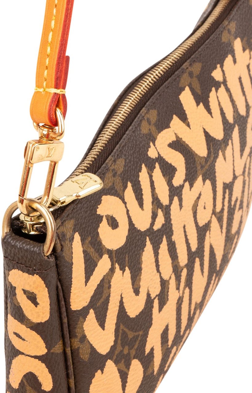 Louis Vuitton Limited Monogram Graffiti Pochette Accessoires Handbag Bruin