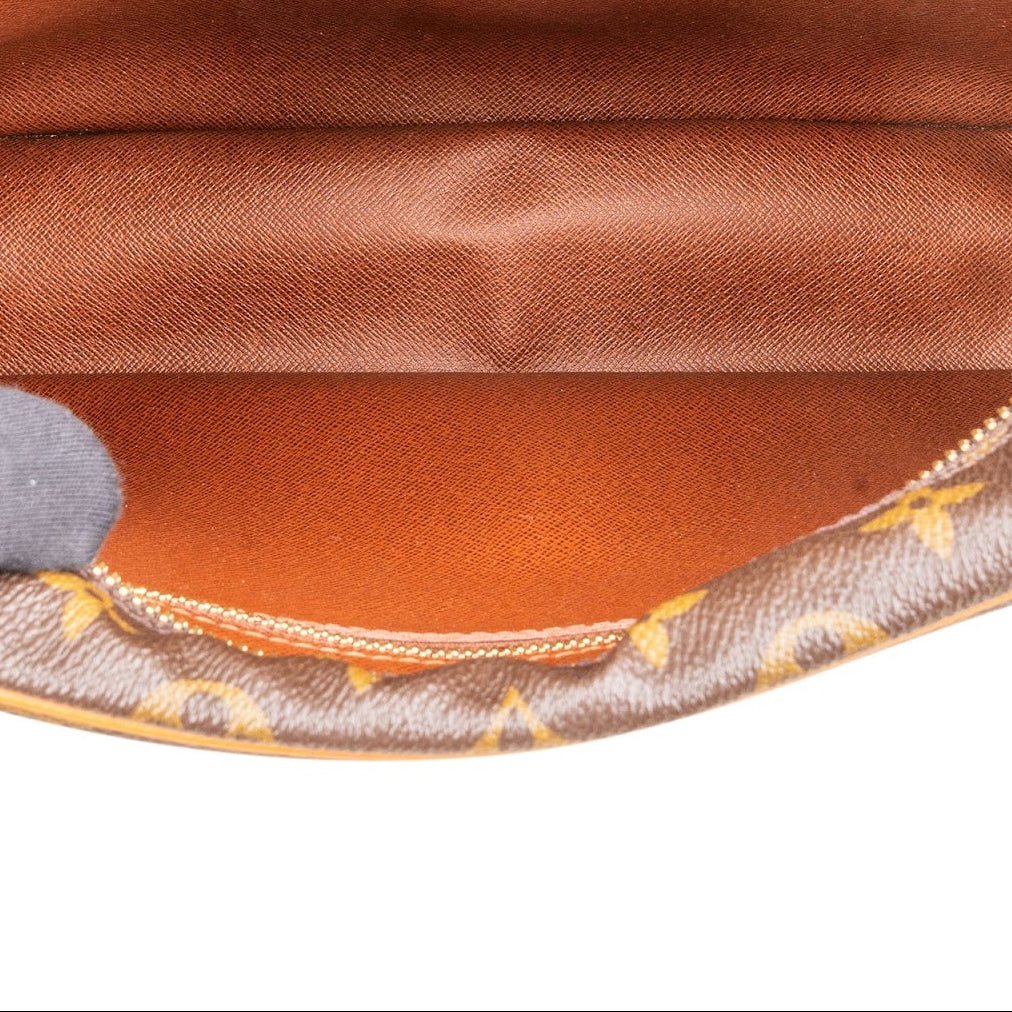 Louis Vuitton Monogram Canvas Nile Crossbody Bag Bruin