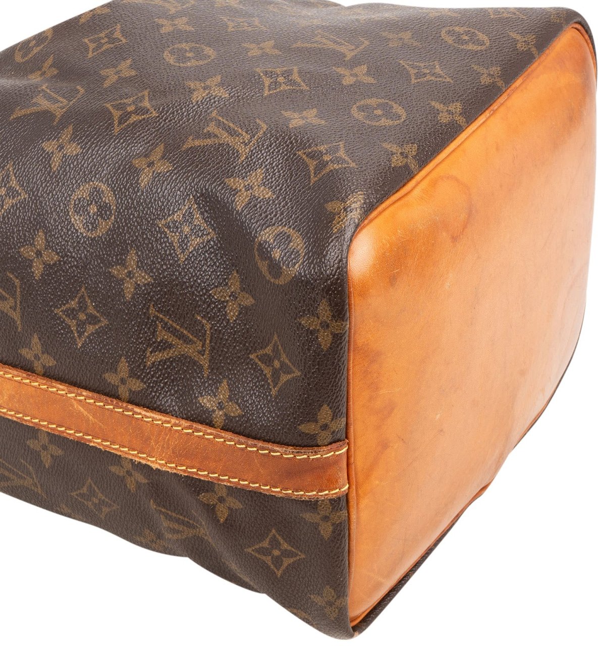 Louis Vuitton Monogram Canvas Sac Noé Petit Shoulder Bag Bruin