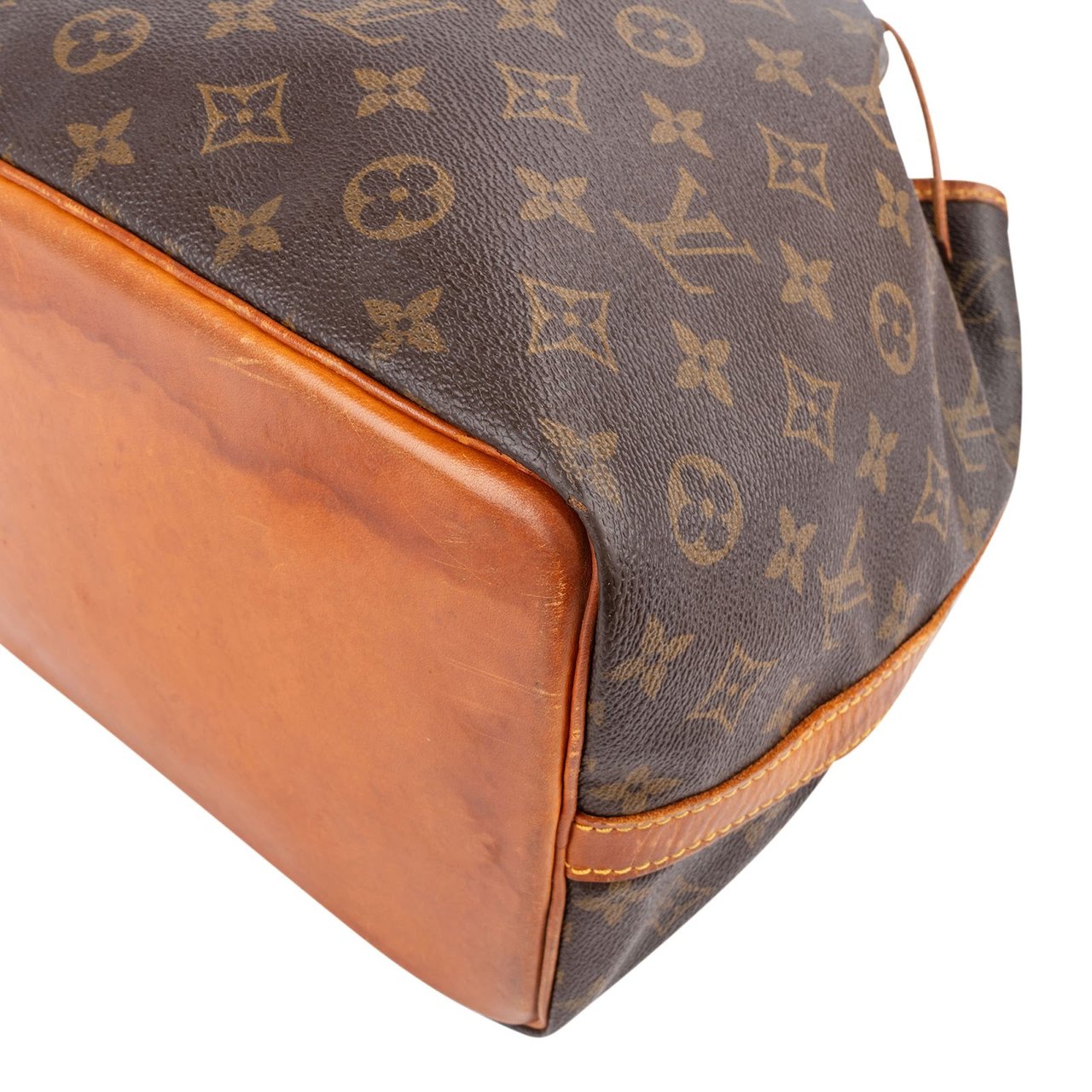Louis Vuitton Monogram Canvas Sac Noé Petit Shoulder Bag Bruin